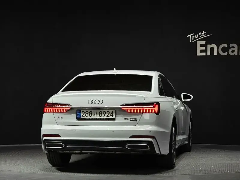 2021 Audi A6 с пробегом 51 992 км