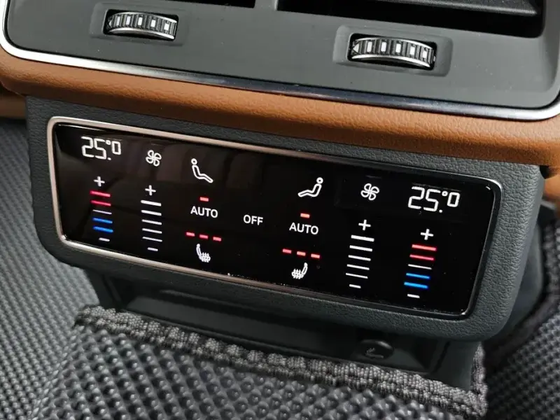 2021 Audi A6 с пробегом 51 992 км
