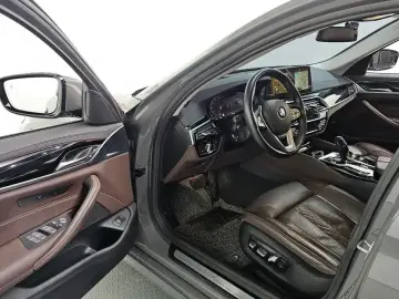 2022 BMW 5 серии с пробегом 62 029 км