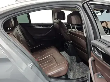 2022 BMW 5 серии с пробегом 62 029 км