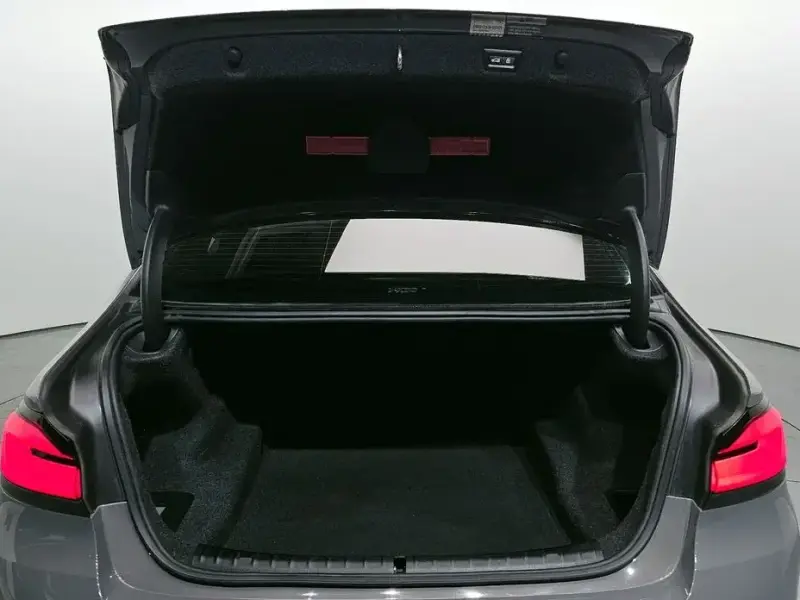 2022 BMW 5 серии с пробегом 62 029 км