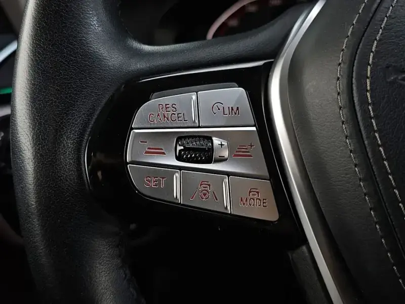 2022 BMW 5 серии с пробегом 62 029 км