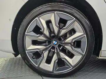 2023 BMW 7 серии с пробегом 16 601 км