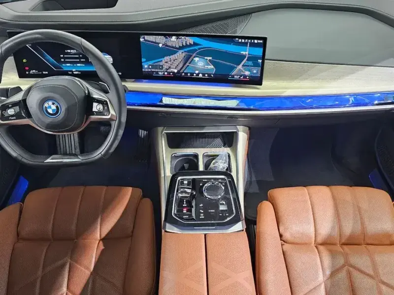 2023 BMW 7 серии с пробегом 16 601 км