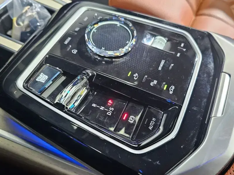 2023 BMW 7 серии с пробегом 16 601 км