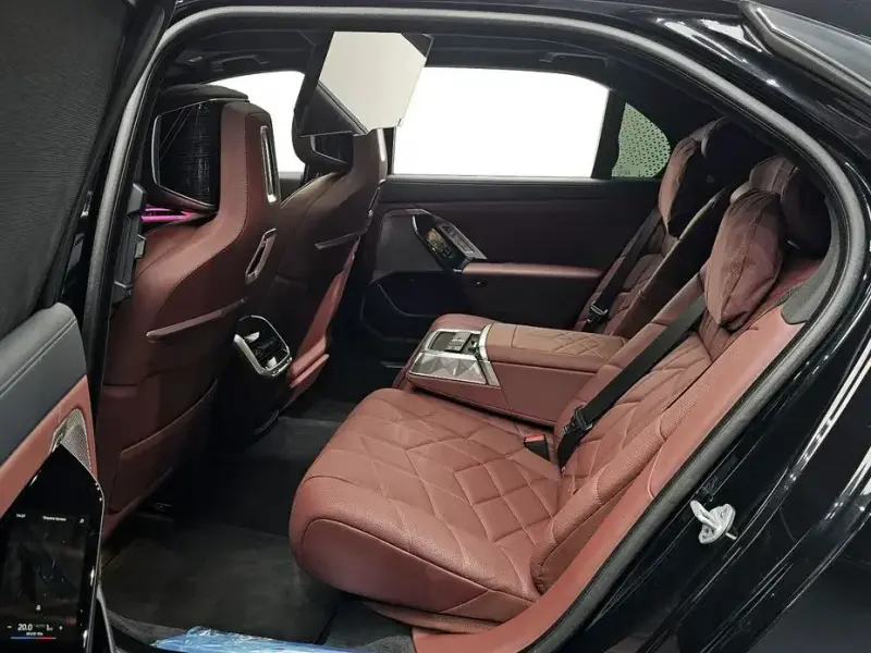 2025 BMW 7 серии с пробегом 4 475 км