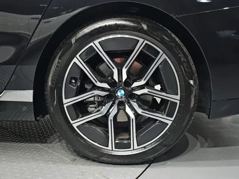 2025 BMW 7 серии с пробегом 4 475 км