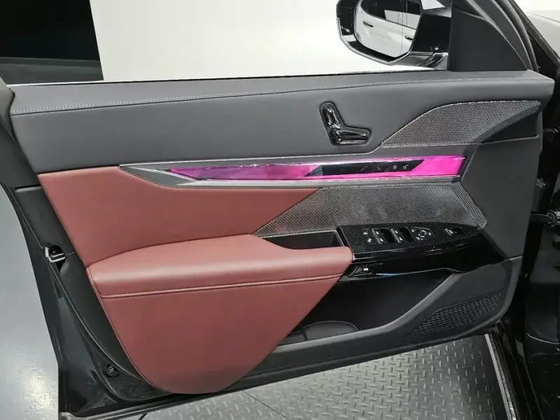 2025 BMW 7 серии с пробегом 4 475 км