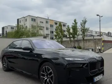 2025 BMW 7 серии с пробегом 5 900 км