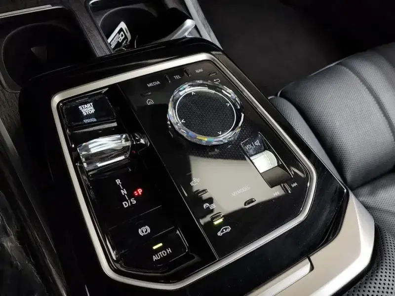 2024 BMW 7 серии с пробегом 29 427 км