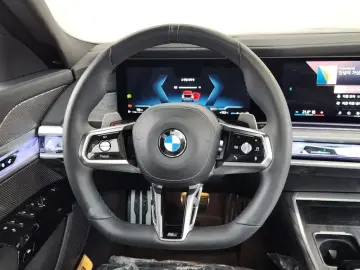 2024 BMW 7 серии с пробегом 29 427 км