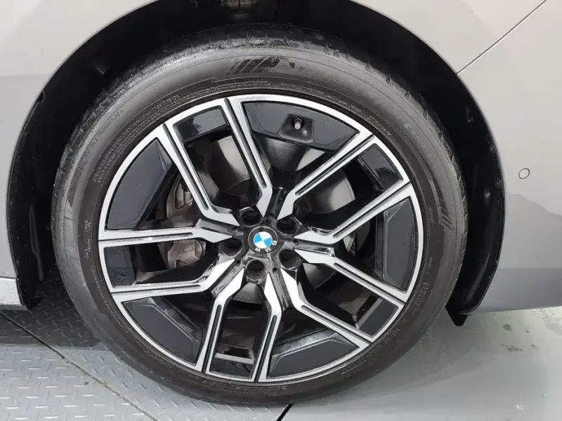 2024 BMW 7 серии с пробегом 29 427 км