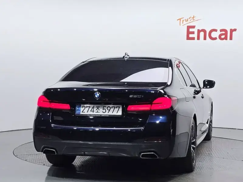 2022 BMW 5 серии с пробегом 57 279 км