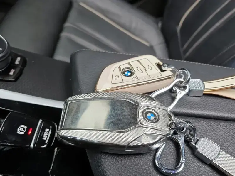 2022 BMW 5 серии с пробегом 50 786 км