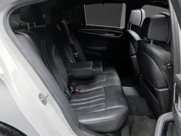 2022 BMW 5 серии с пробегом 50 786 км