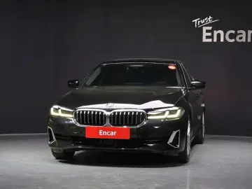 2022 BMW 5 серии с пробегом 63 266 км