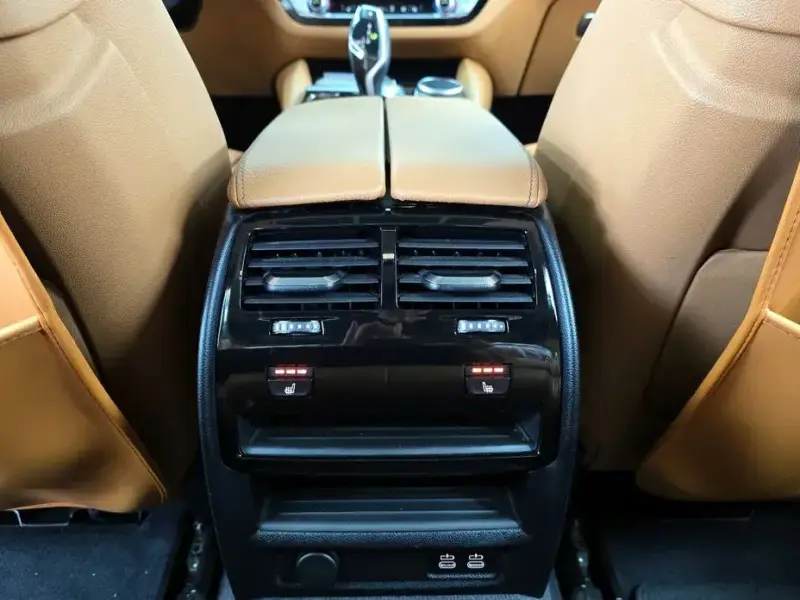 2022 BMW 5 серии с пробегом 63 266 км