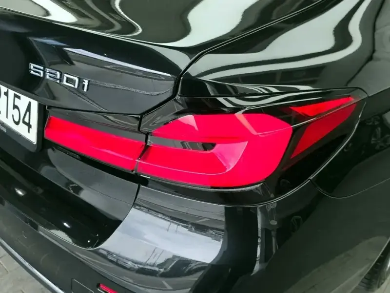 2022 BMW 5 серии с пробегом 63 266 км