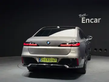 2025 BMW 7 серии с пробегом 15 741 км