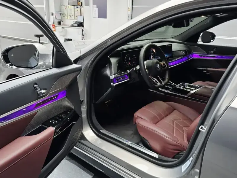 2025 BMW 7 серии с пробегом 15 741 км