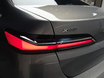 2025 BMW 7 серии с пробегом 15 741 км