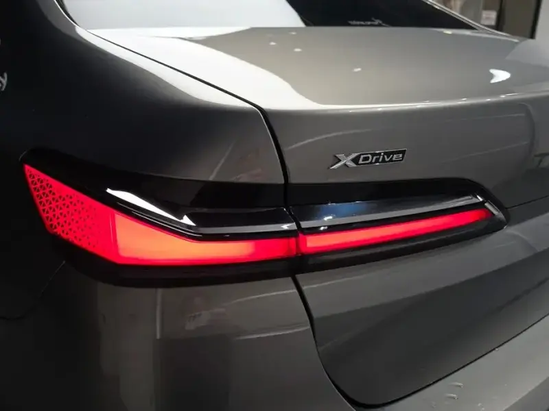 2025 BMW 7 серии с пробегом 15 741 км