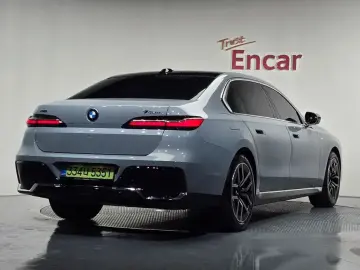 2025 BMW 7 серии с пробегом 15 140 км