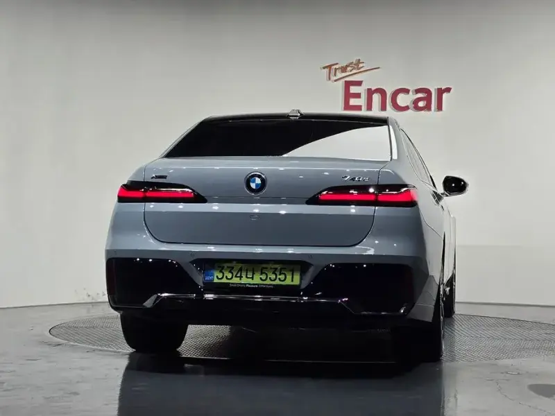 2025 BMW 7 серии с пробегом 15 140 км