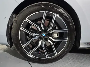 2025 BMW 7 серии с пробегом 15 140 км