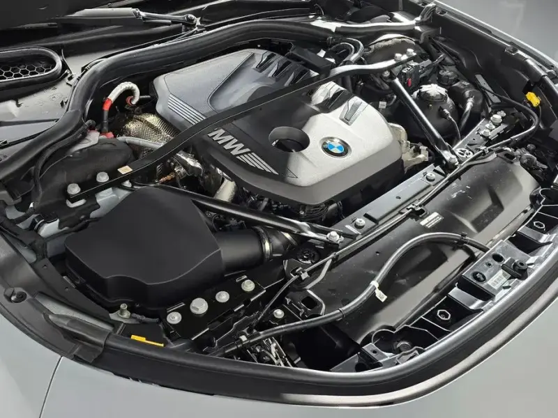 2025 BMW 7 серии с пробегом 15 140 км