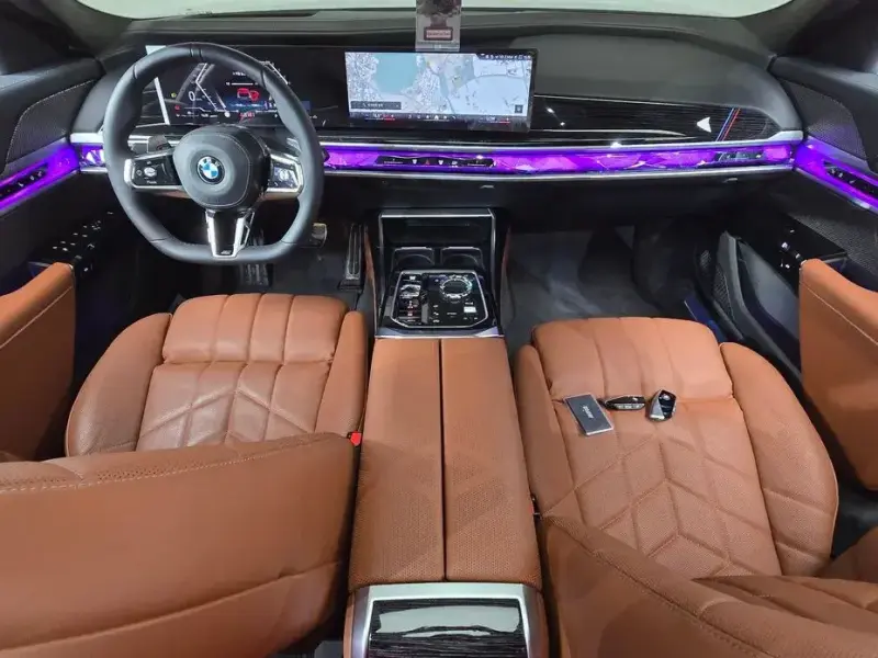 2025 BMW 7 серии с пробегом 15 140 км