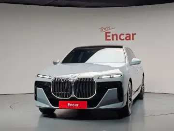 2023 BMW 7 серии с пробегом 23 762 км