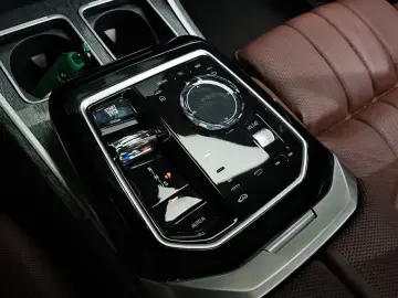 2023 BMW 7 серии с пробегом 23 762 км