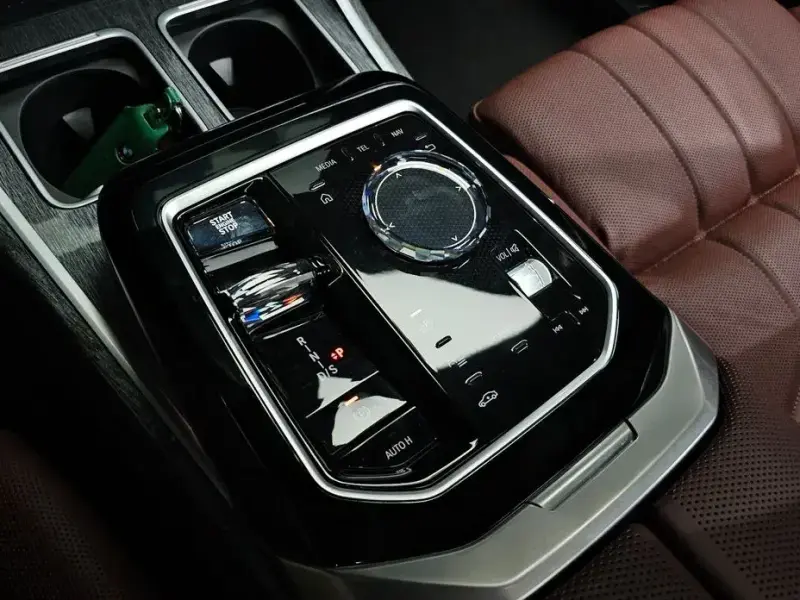 2023 BMW 7 серии с пробегом 23 762 км