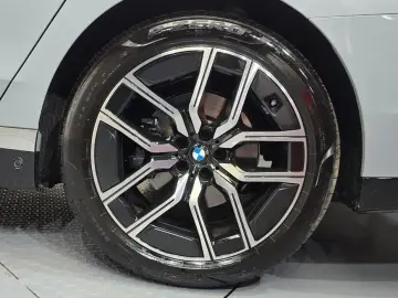 2025 BMW 7 серии с пробегом 15 140 км