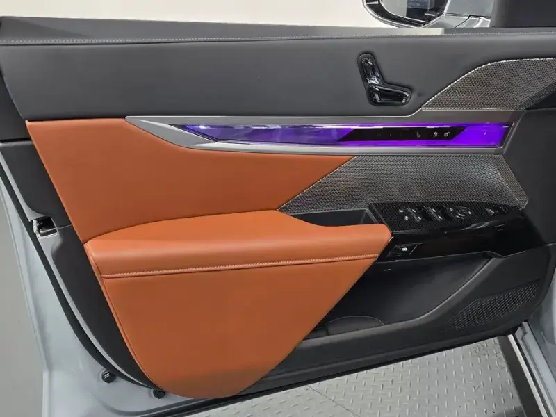 2025 BMW 7 серии с пробегом 15 140 км