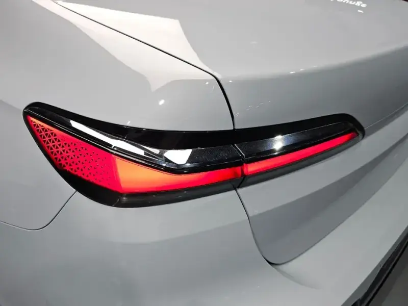 2023 BMW 7 серии с пробегом 23 762 км