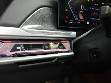 2023 BMW 7 серии с пробегом 23 762 км