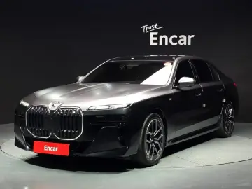 2023 BMW 7 серии с пробегом 39 484 км