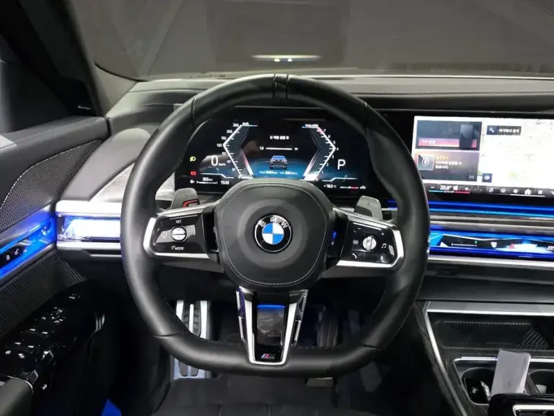 2023 BMW 7 серии с пробегом 39 484 км