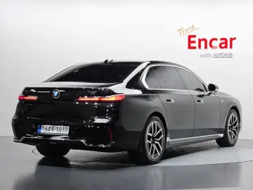 2025 BMW 7 серии с пробегом 5 582 км