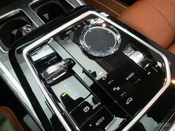 2023 BMW 7 серии с пробегом 24 580 км