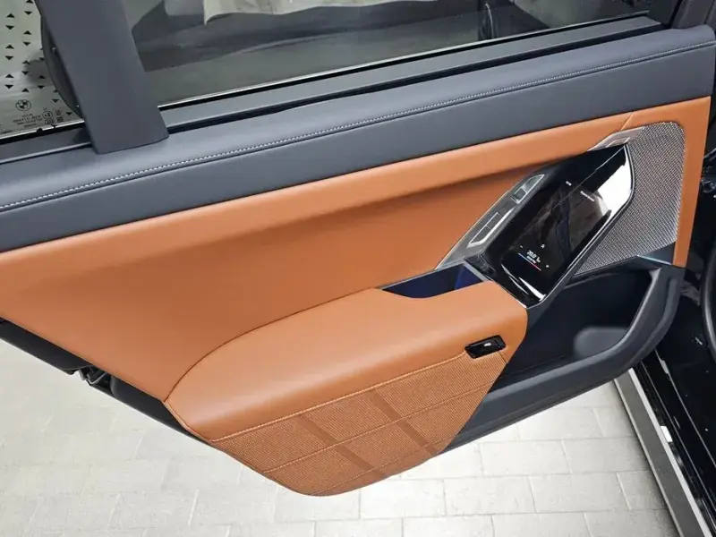 2025 BMW 7 серии с пробегом 5 582 км