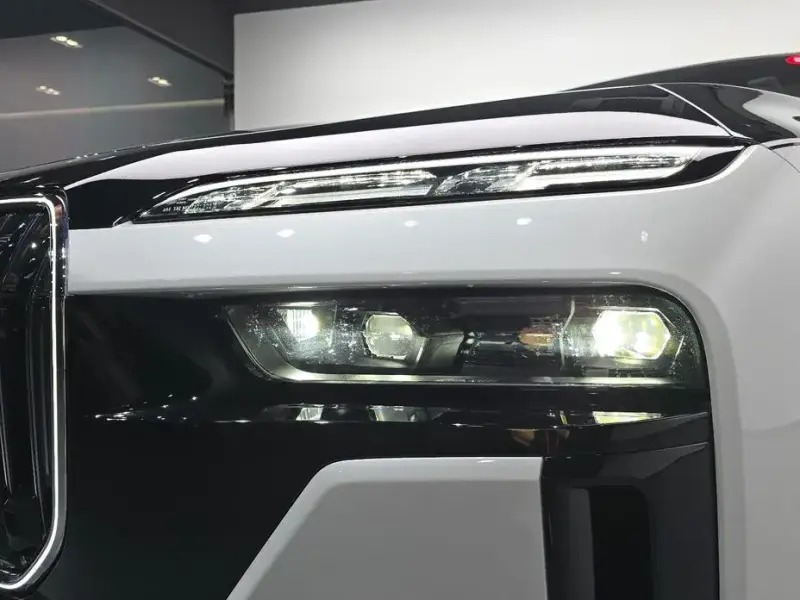2025 BMW 7 серии с пробегом 10 134 км