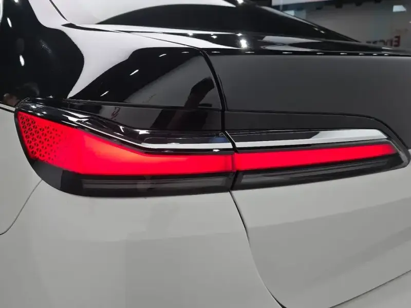 2025 BMW 7 серии с пробегом 10 134 км