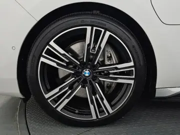 2023 BMW 7 серии с пробегом 33 287 км