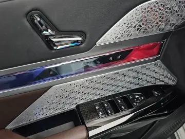 2023 BMW 7 серии с пробегом 33 287 км