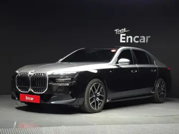 2023 BMW 7 серии с пробегом 38 022 км
