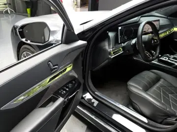 2023 BMW 7 серии с пробегом 38 022 км
