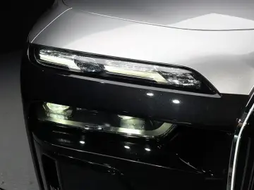 2023 BMW 7 серии с пробегом 38 022 км